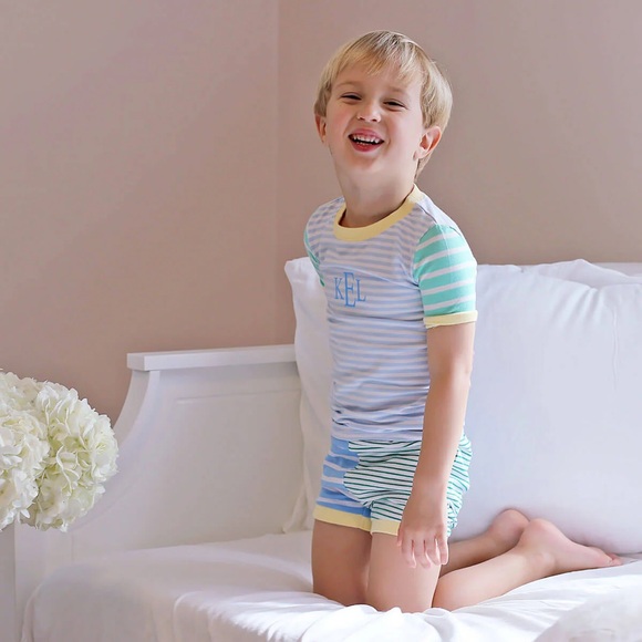 Excellent condition Classic Whimsy Colorblock Boys Short Striped Pajama Set 8 - Picture 3 of 8